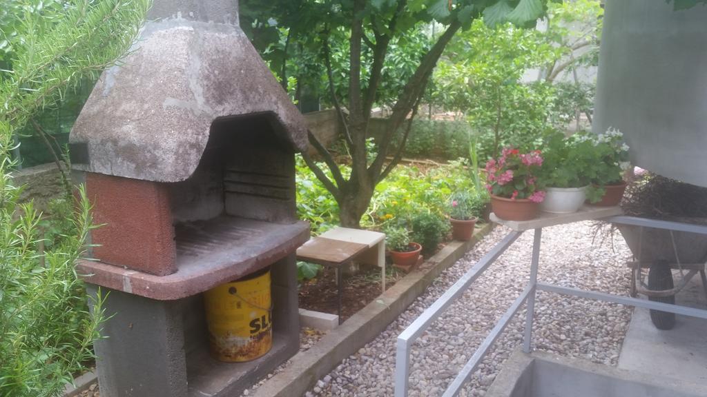 Apartment B&K Raslina Kültér fotó