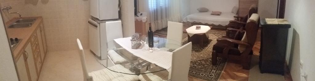 Apartment B&K Raslina Kültér fotó