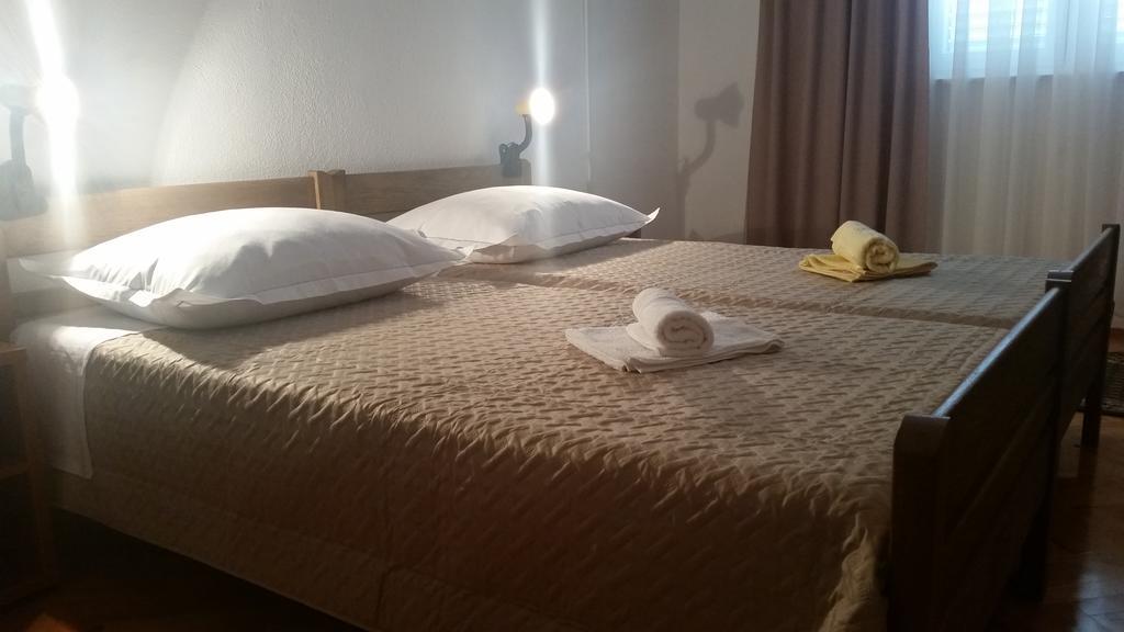 Apartment B&K Raslina Kültér fotó